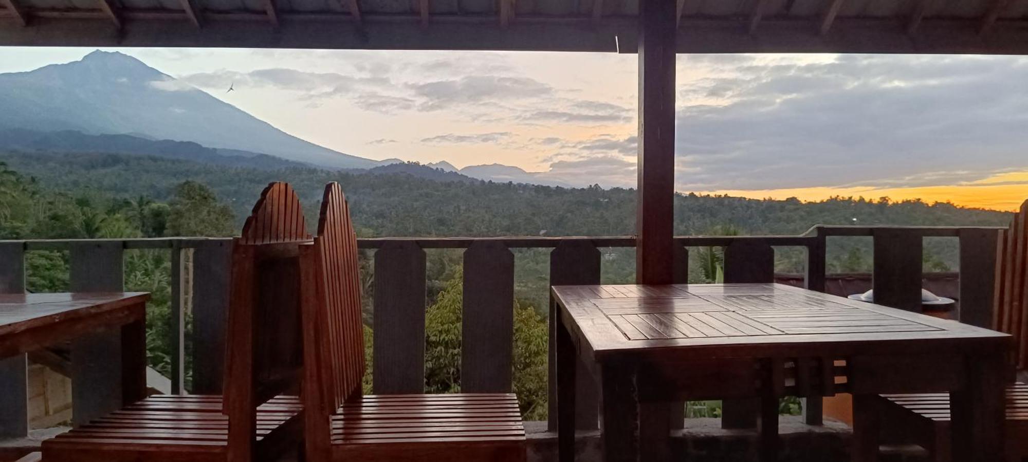 Tetebatu Terrace Homestay ภายนอก รูปภาพ