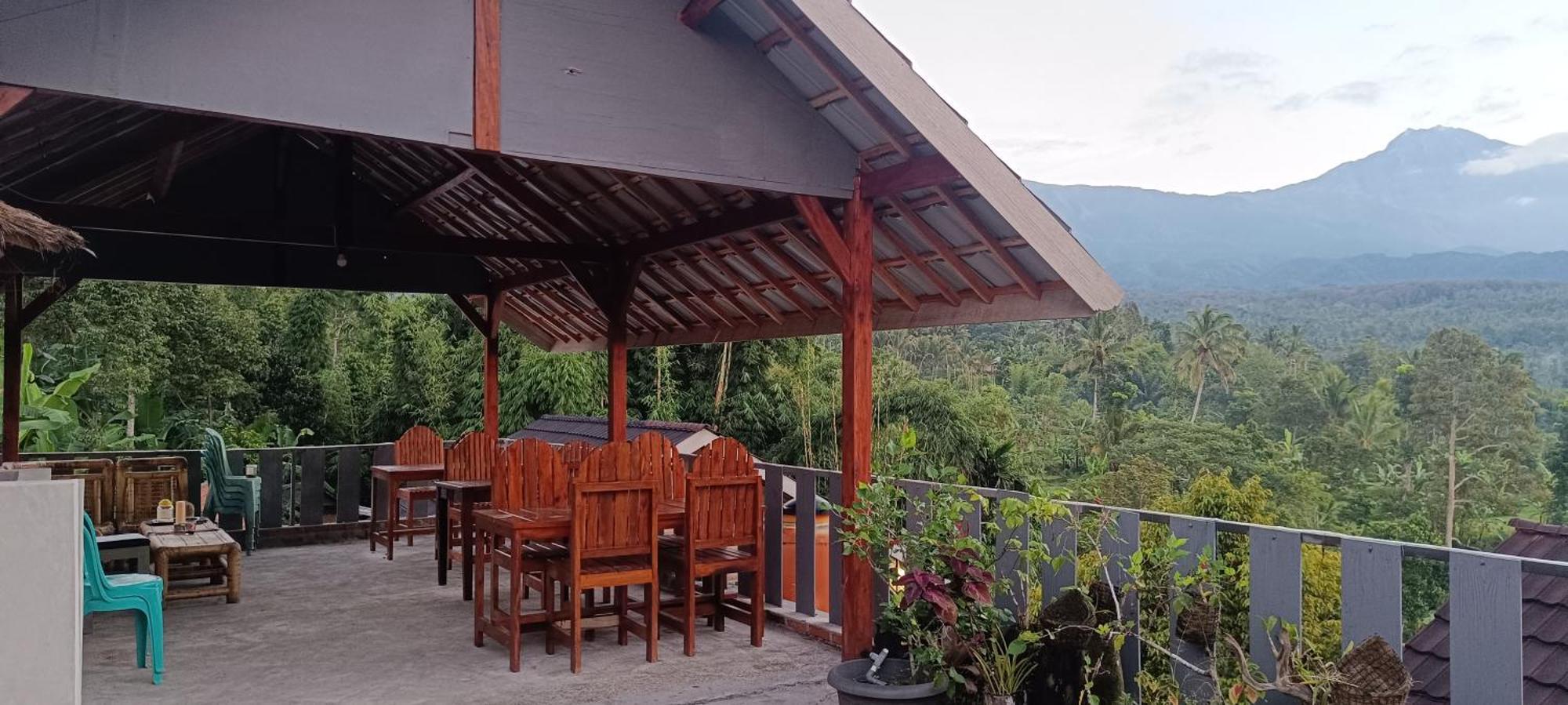Tetebatu Terrace Homestay ภายนอก รูปภาพ